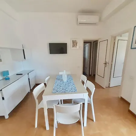 Lägenhet M306 - Marcelli, Trilocale Con Ampio Terrazzo, A 150 Metri Dal Mare *