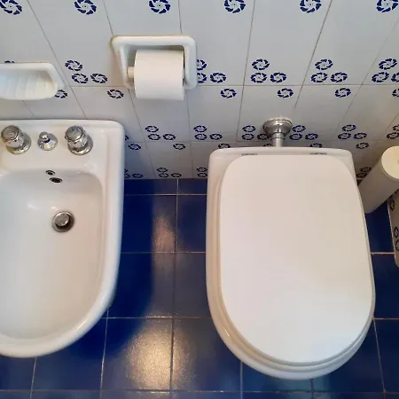 M306 - Marcelli, Trilocale Con Ampio Terrazzo, A 150 Metri Dal Mare *