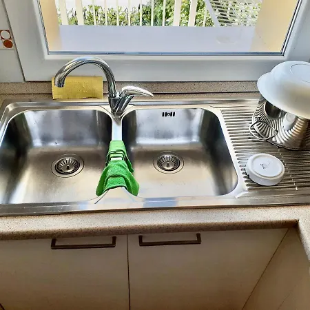 M306 - Marcelli, Trilocale Con Ampio Terrazzo, A 150 Metri Dal Mare *